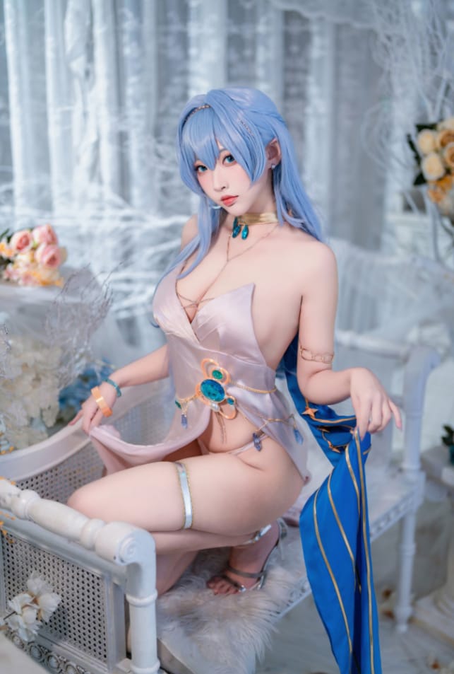 宫本桜 – NO.11 NIKKE 胜利女神 海伦娜礼服