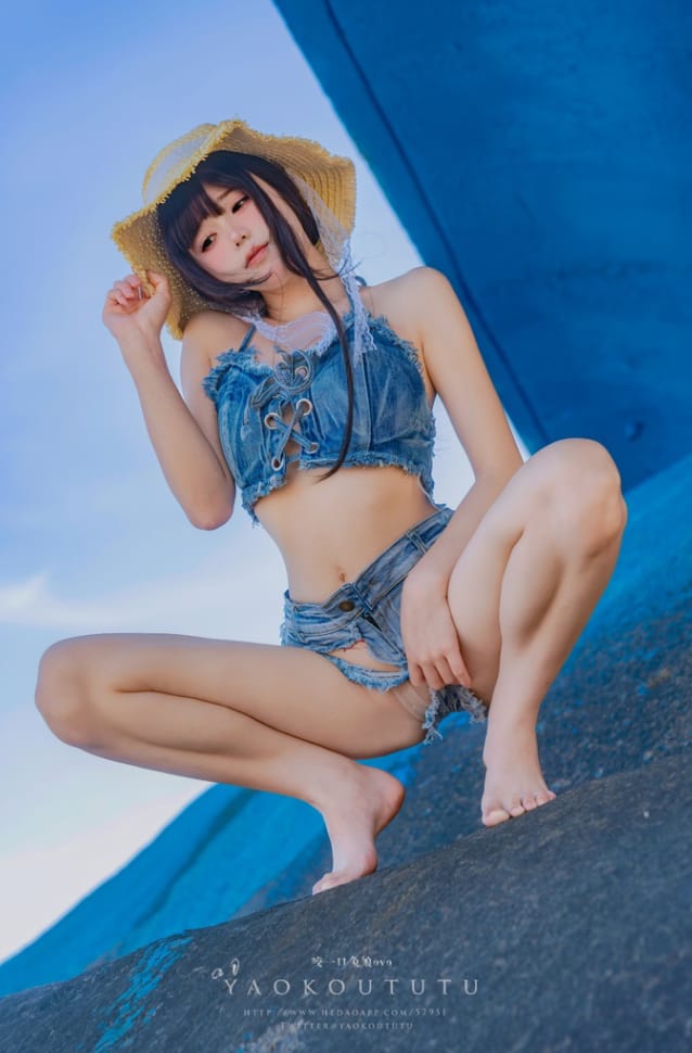 咬一口兔娘ovo – 海の夏日 Shotgun