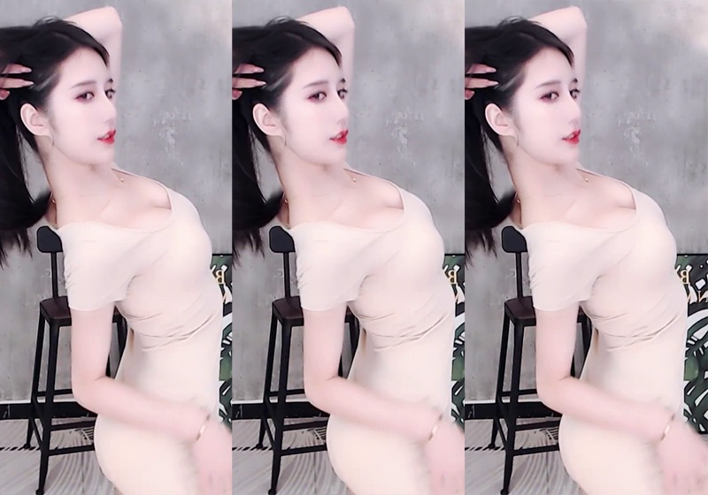 主播MY-车老板低胸米色连衣裙抖胸抖臀热舞预览图 2 主播MY-车老板低胸米色连衣裙抖胸抖臀热舞预览图 2