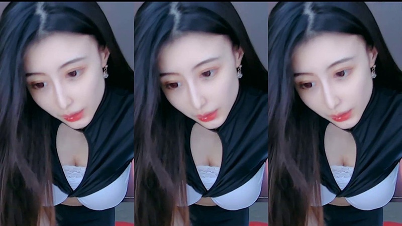 网易CC白妖妖半透包臀网袜无罩热舞预览图 3 网易CC白妖妖半透包臀网袜无罩热舞预览图 3