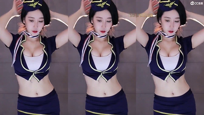 网易CC早安酱制服诱惑