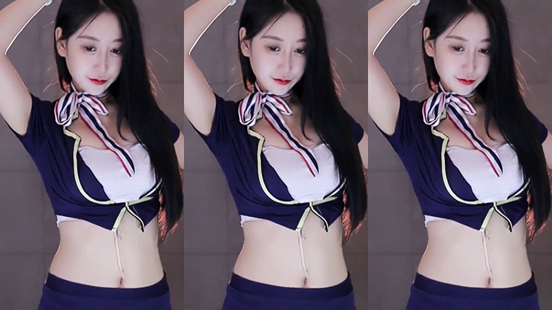 网易CC早安酱制服诱惑预览图 2 网易CC早安酱制服诱惑预览图 2