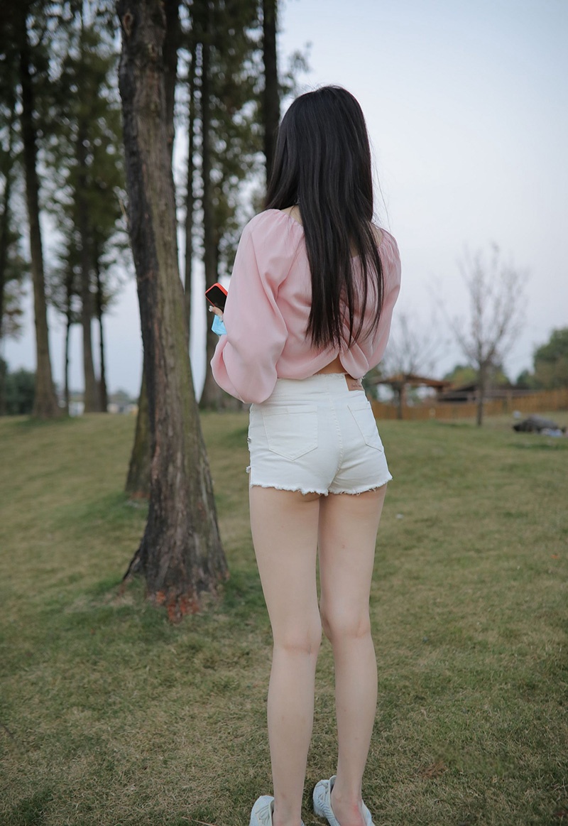 504.点点街拍作品“牧羊”女孩图片视频预览图 3 504.点点街拍作品“牧羊”女孩图片视频预览图 3