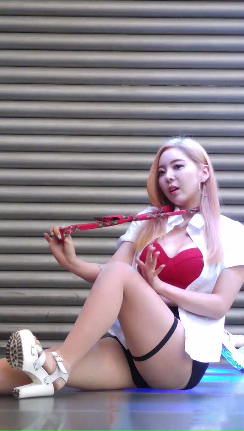 韩国女团Red Cat饭拍热舞合集预览图 3 韩国女团Red Cat饭拍热舞合集预览图 3