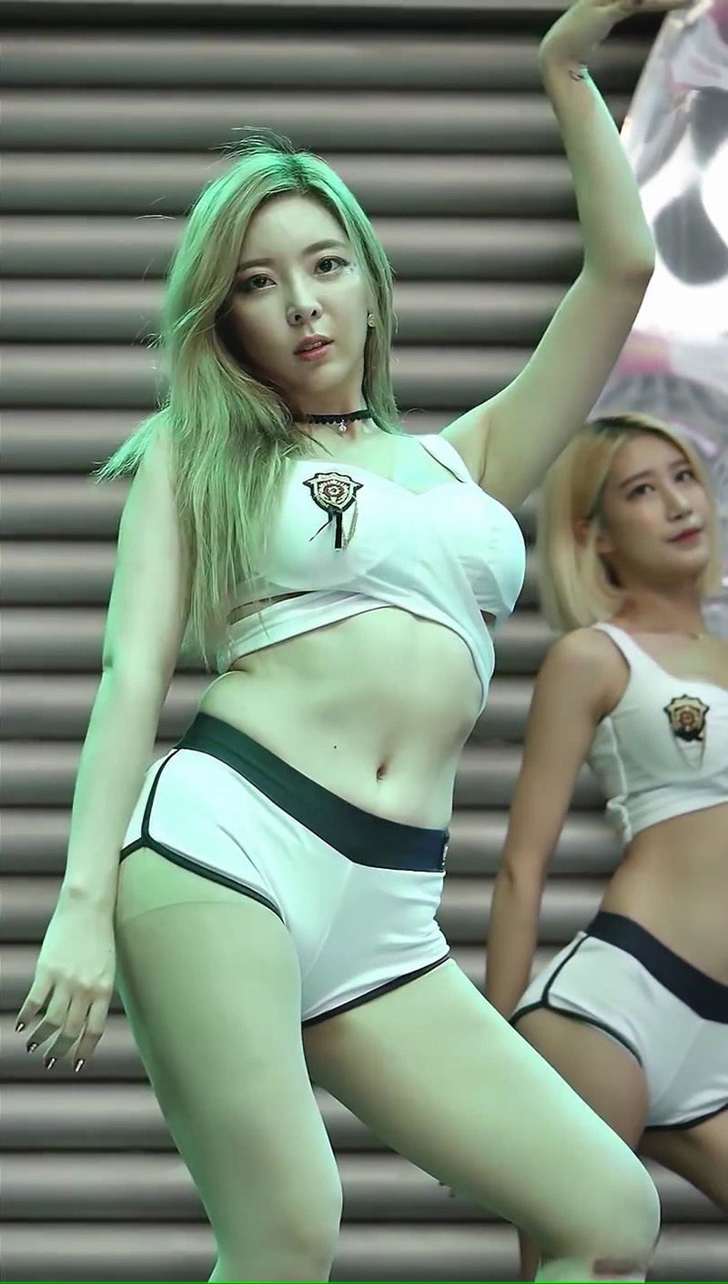 韩国女团Red Cat饭拍热舞合集预览图 4 韩国女团Red Cat饭拍热舞合集预览图 4
