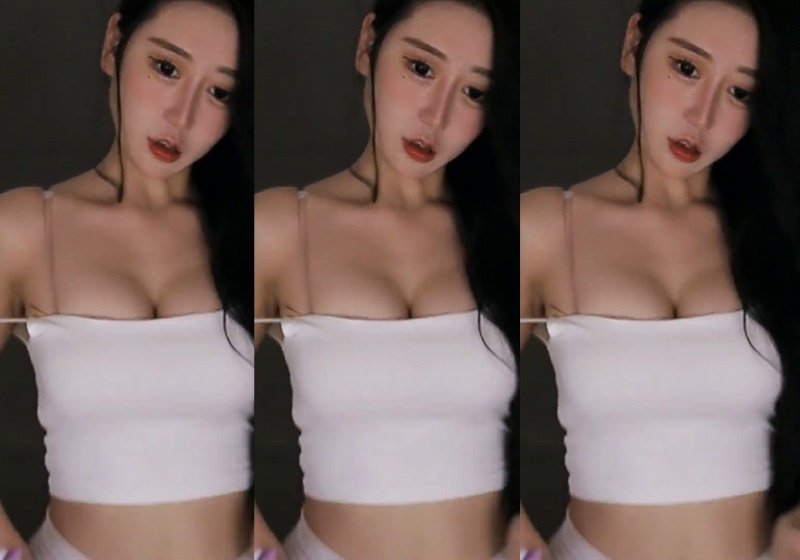 网易CC直播早安酱热舞高耸挺拔预览图 2 网易CC直播早安酱热舞高耸挺拔预览图 2