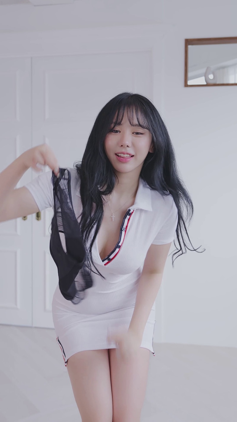 lookbook竖版拍摄Judy白色迷你裙?预览图 4 lookbook竖版拍摄Judy白色迷你裙?预览图 4