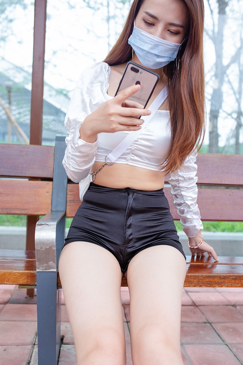 799.丰硕热裤美眉(无水印模拍精品)图片视频预览图 2 799.丰硕热裤美眉(无水印模拍精品)图片视频预览图 2