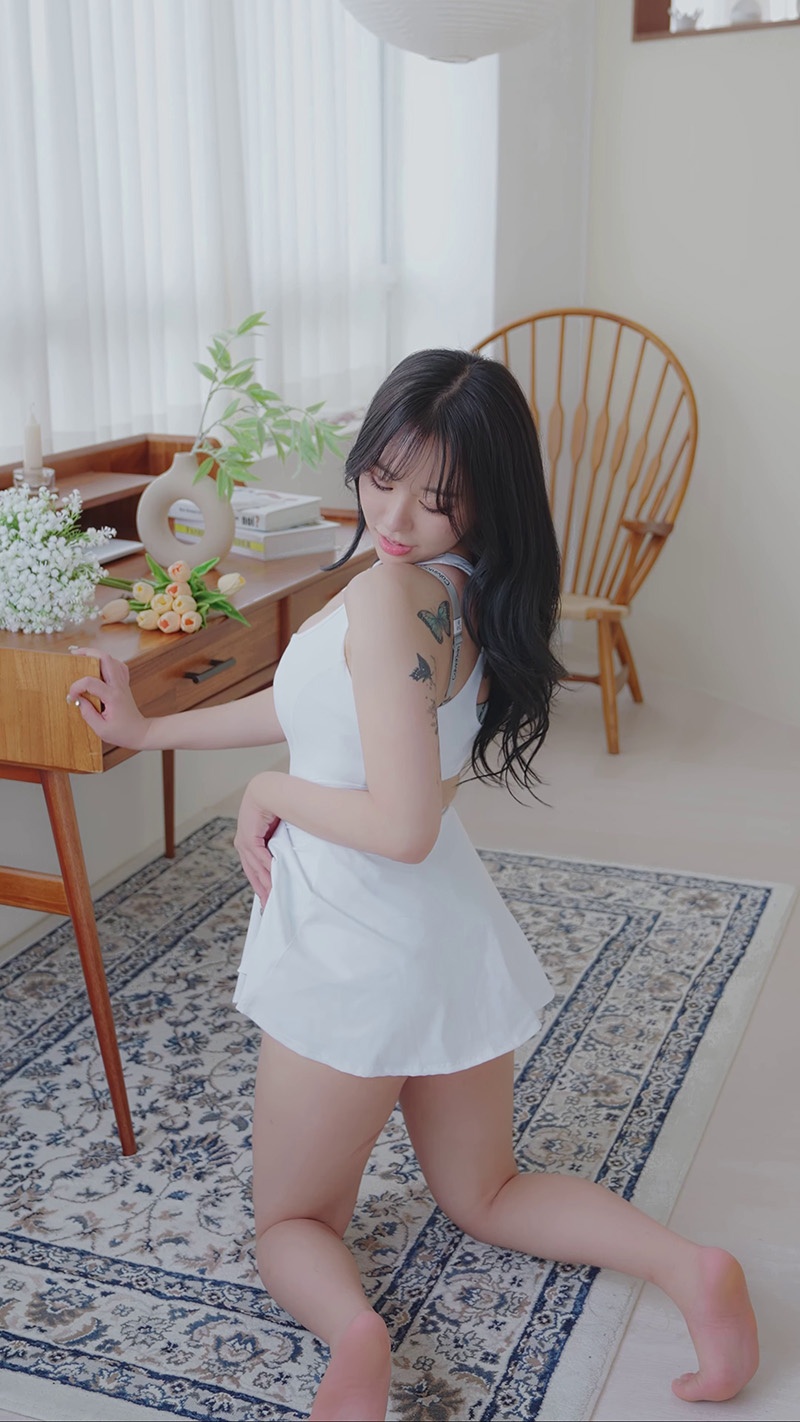 lookbook竖版拍摄白色裙装可爱内衣换装预览图 3 lookbook竖版拍摄白色裙装可爱内衣换装预览图 3