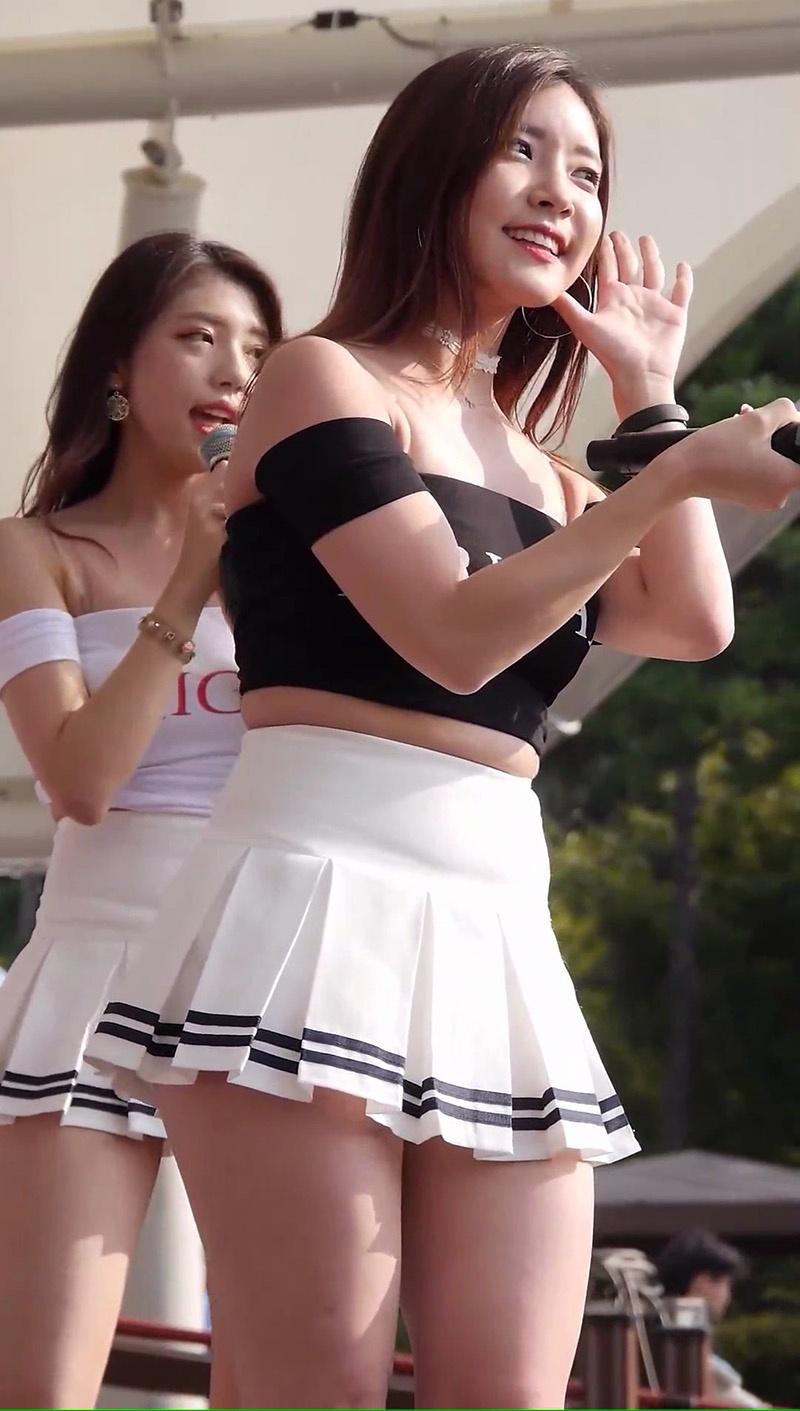 Switch-吴家英 (Gayoung) 性感饭拍热舞合集预览图 4 Switch-吴家英 (Gayoung) 性感饭拍热舞合集预览图 4