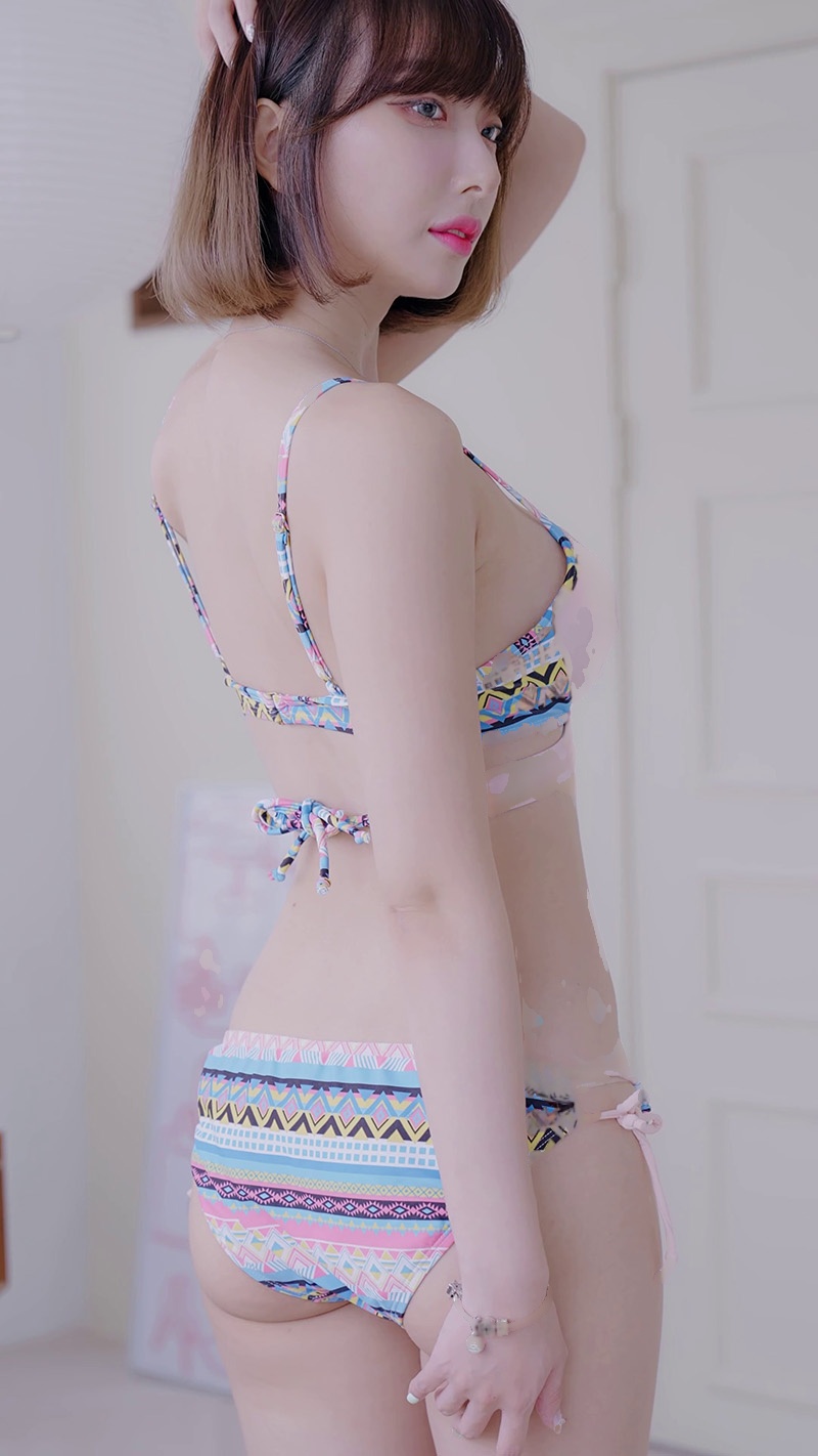 Lookbook模特李那贤Lee Dayeon花色比基尼bikini预览图 4 Lookbook模特李那贤Lee Dayeon花色比基尼bikini预览图 4