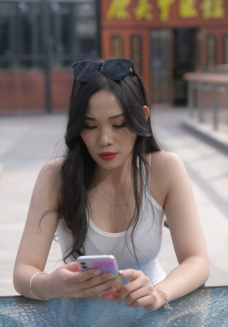 310.超性感白色包臀裙美女图片视频预览图 3 310.超性感白色包臀裙美女图片视频预览图 3