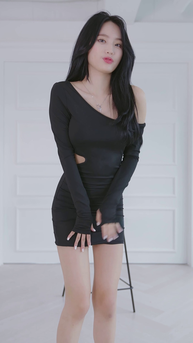 Lookbook时装秀竖版拍摄尹瑞琳Yoonseorin内衣换装2则预览图 6 Lookbook时装秀竖版拍摄尹瑞琳Yoonseorin内衣换装2则预览图 6