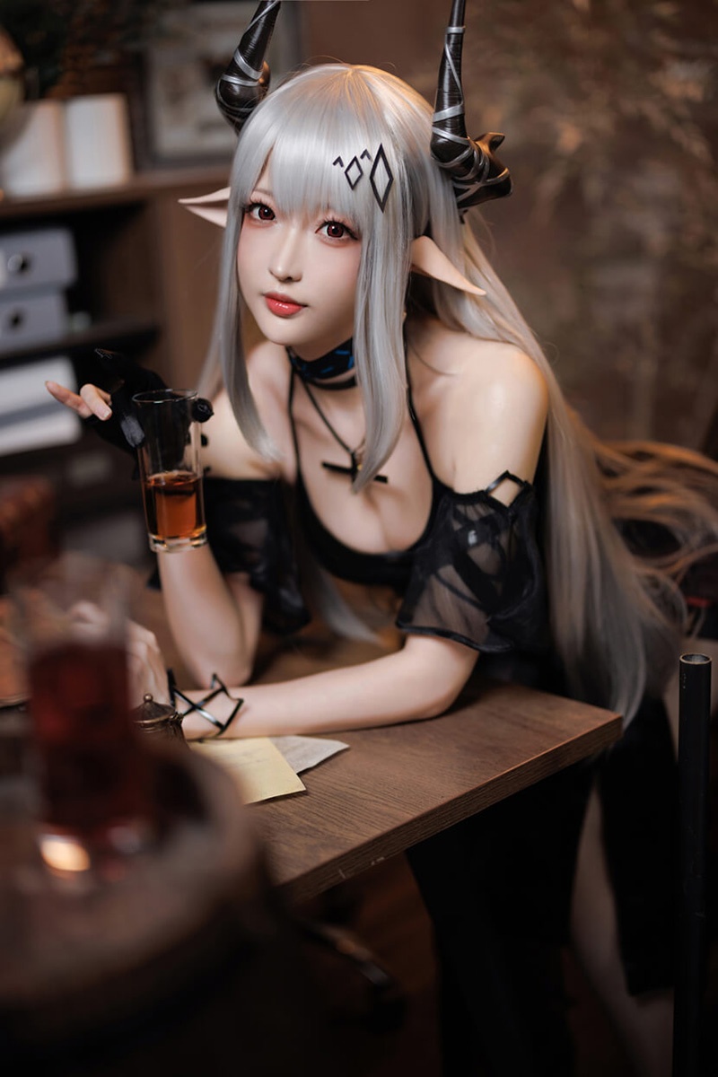人气小姐姐南宫COSPLAY写真作品合集预览图 2 人气小姐姐南宫COSPLAY写真作品合集预览图 2