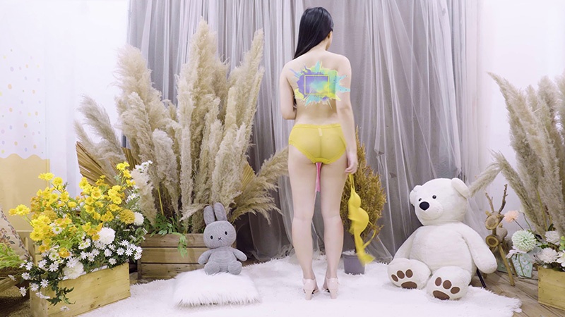 Lookbook时装秀模特Rose淡黄色微透情趣内衣换装预览图 2 Lookbook时装秀模特Rose淡黄色微透情趣内衣换装预览图 2