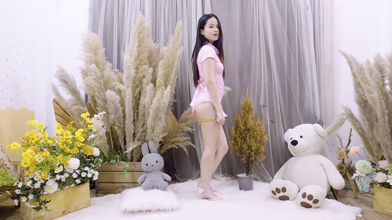 Lookbook时装秀模特Rose淡黄色微透情趣内衣换装预览图 4 Lookbook时装秀模特Rose淡黄色微透情趣内衣换装预览图 4