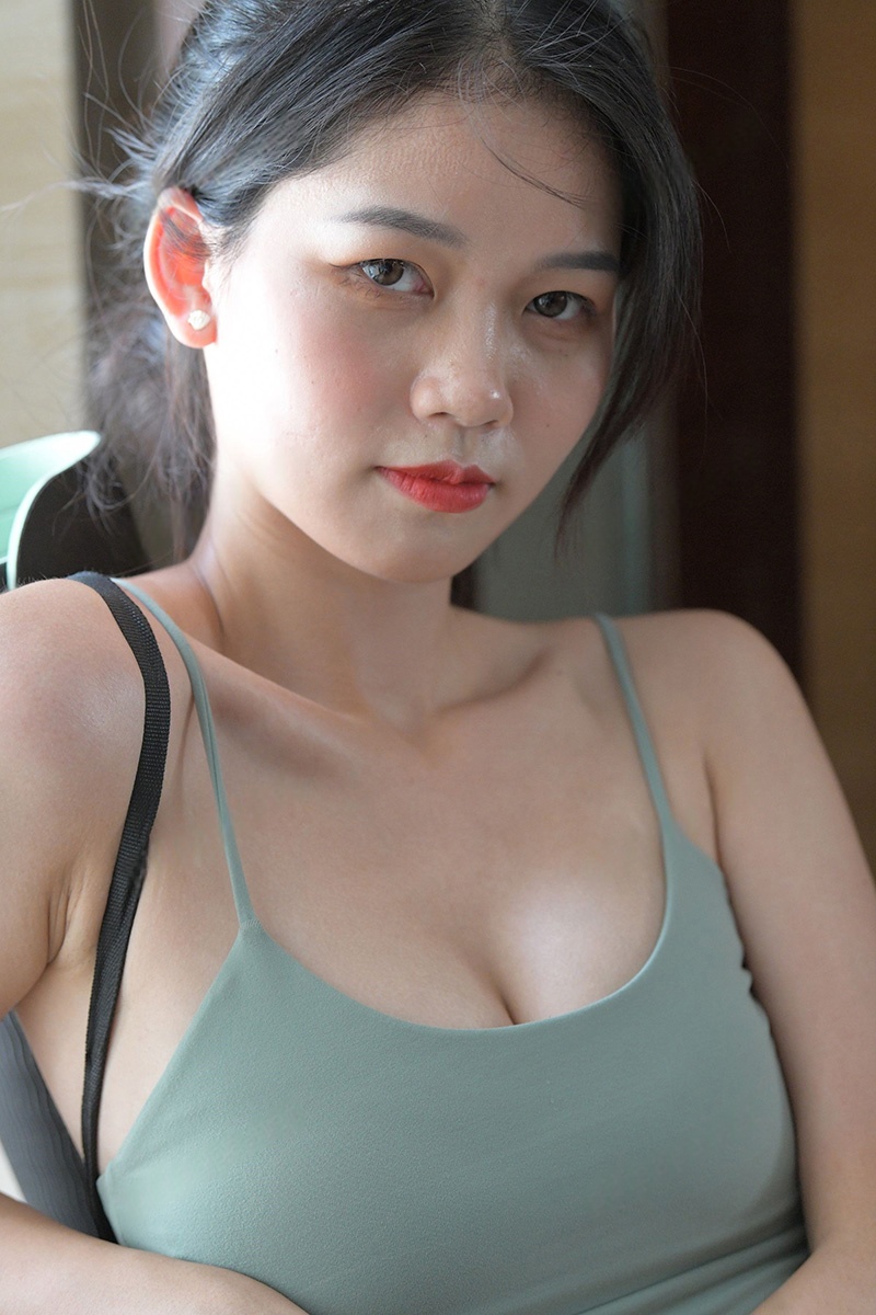 677.黑色瑜伽裤女孩图片视频预览图 3 677.黑色瑜伽裤女孩图片视频预览图 3
