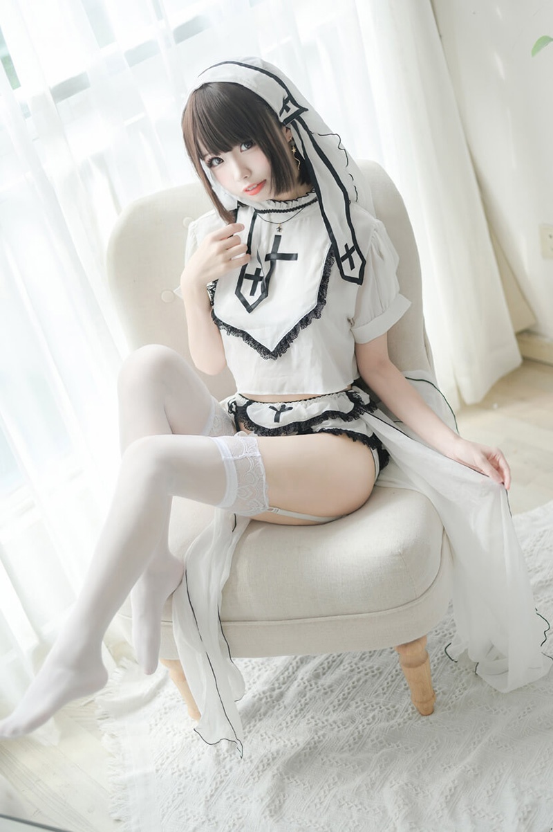 十万珍吱伏特COSPLAY写真作品合集预览图 2 十万珍吱伏特COSPLAY写真作品合集预览图 2