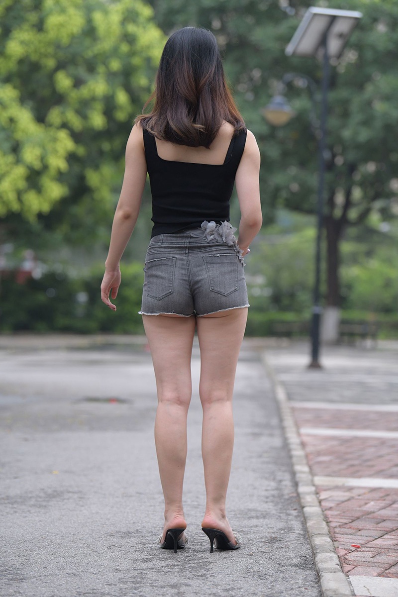 821.并没有下雨图片视频预览图 2 821.并没有下雨图片视频预览图 2