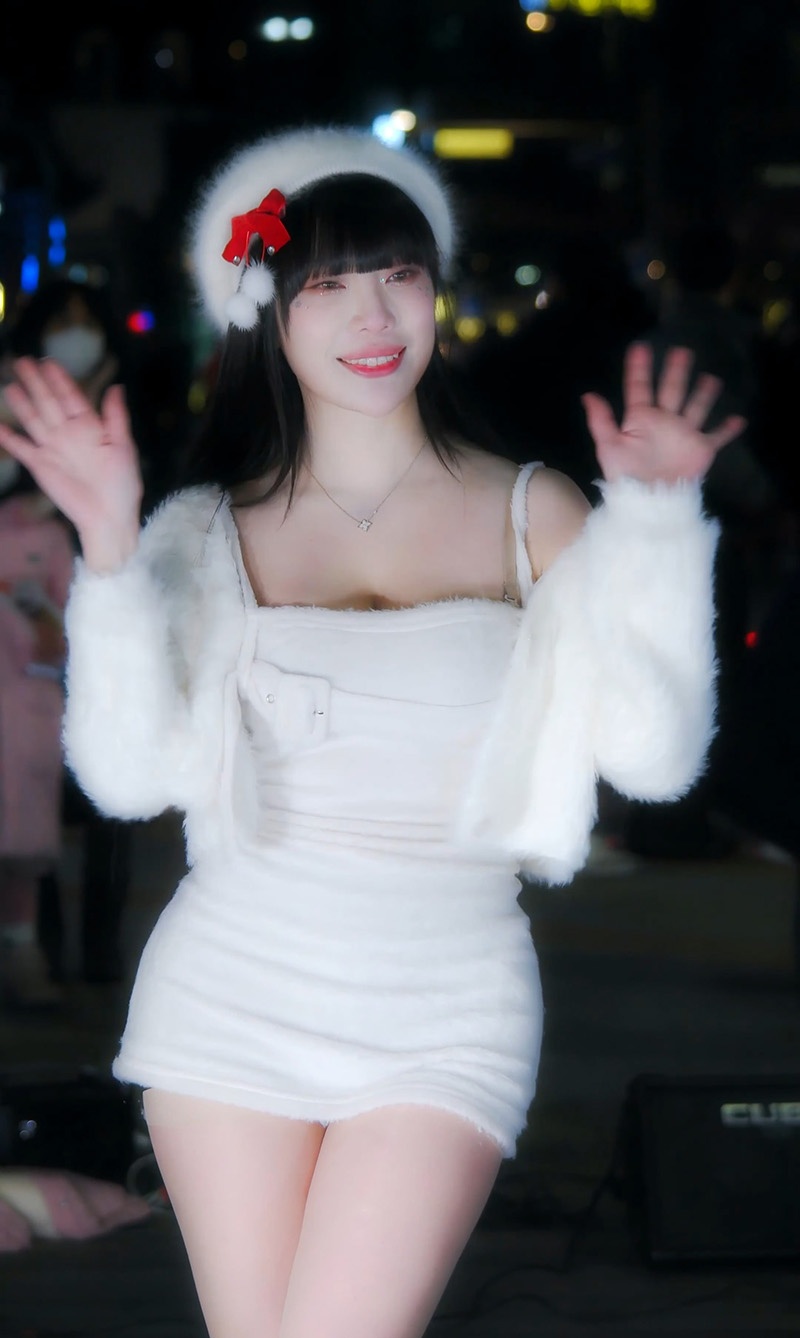 221224杨桃 (Dami) - T-ara-Bo Peep Bo Peep街头热舞预览图 4 221224杨桃 (Dami) - T-ara-Bo Peep Bo Peep街头热舞预览图 4