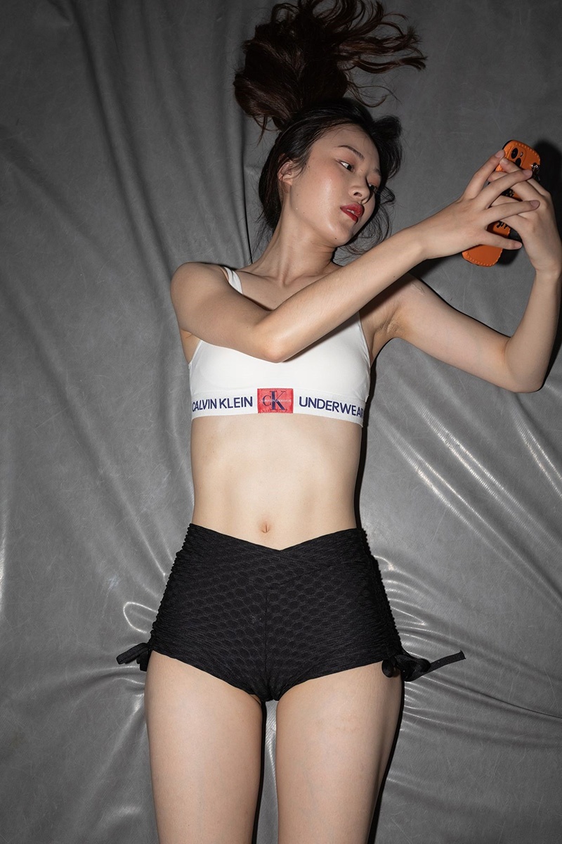 738.攀岩的热裤美女图片视频预览图 4 738.攀岩的热裤美女图片视频预览图 4