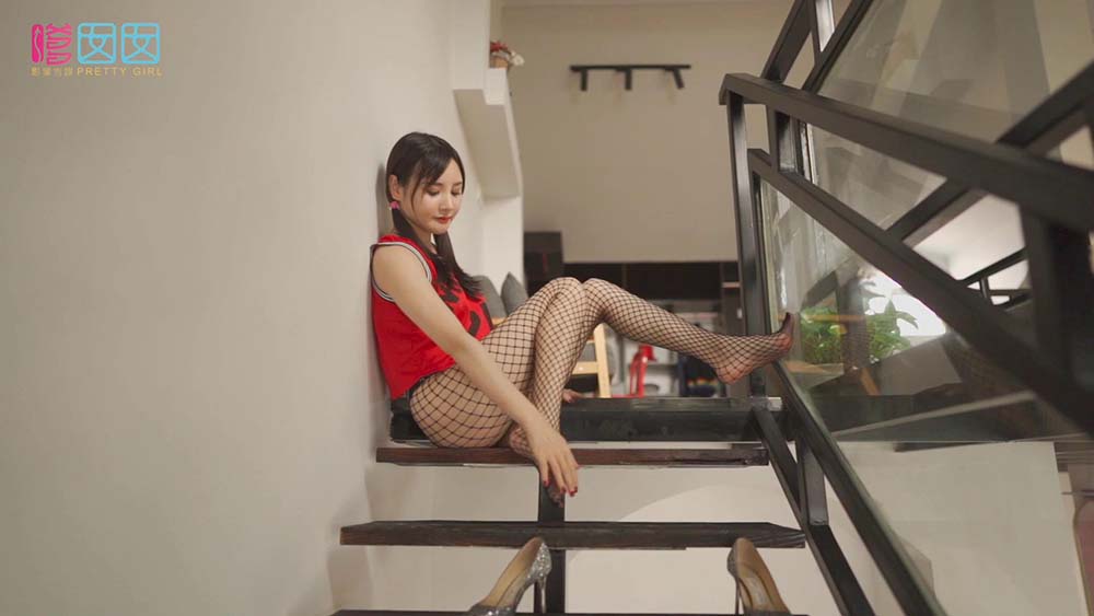 [Feilin嗲囡囡]HD视频2019.10.28 NO.143 Celina青妍