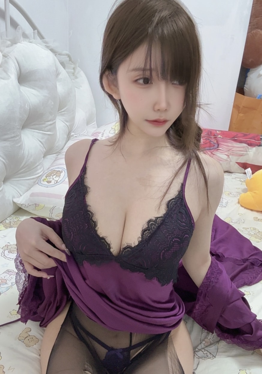 抱走莫子AA NO.78 紫色战袍