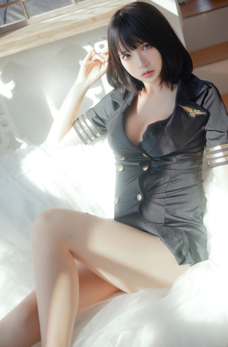 疯猫ss – NO.190 黑色制服预览图 1 疯猫ss – NO.190 黑色制服预览图 1
