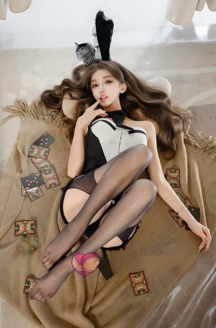 过期米线线喵 – NO.178 扑克兔女郎预览图 2 过期米线线喵 – NO.178 扑克兔女郎预览图 2