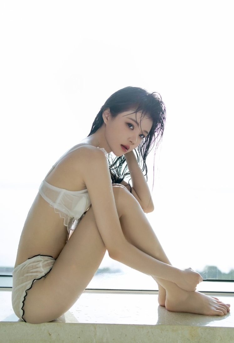 桜桃喵 – NO.221 贪凉