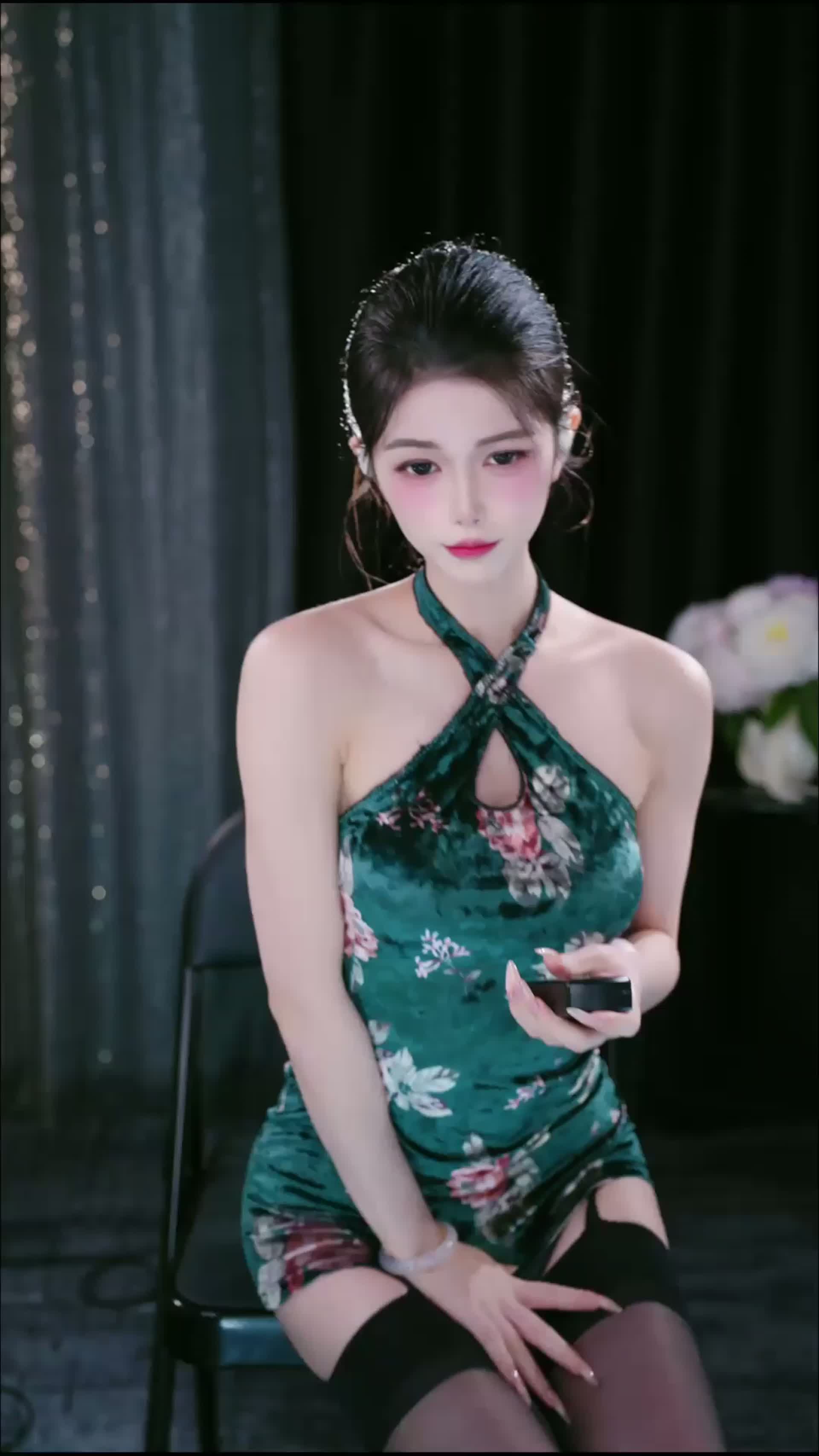 【在线】来秀主播呆呆小美/甜妹精选舞蹈合集四预览图 3 【在线】来秀主播呆呆小美/甜妹精选舞蹈合集四预览图 3